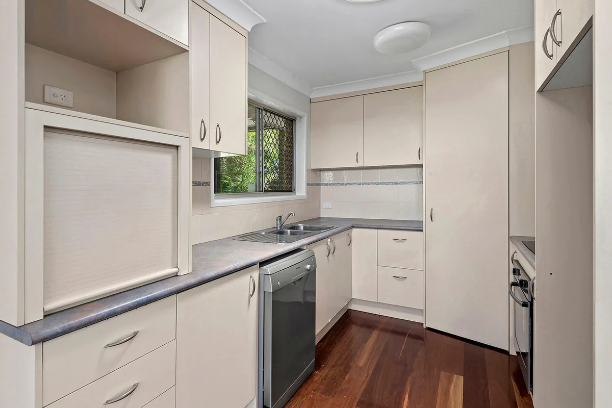 93 Cumberland Drive, Alexandra Hills QLD 4161, Alexandra Hills - Thumbnail 2