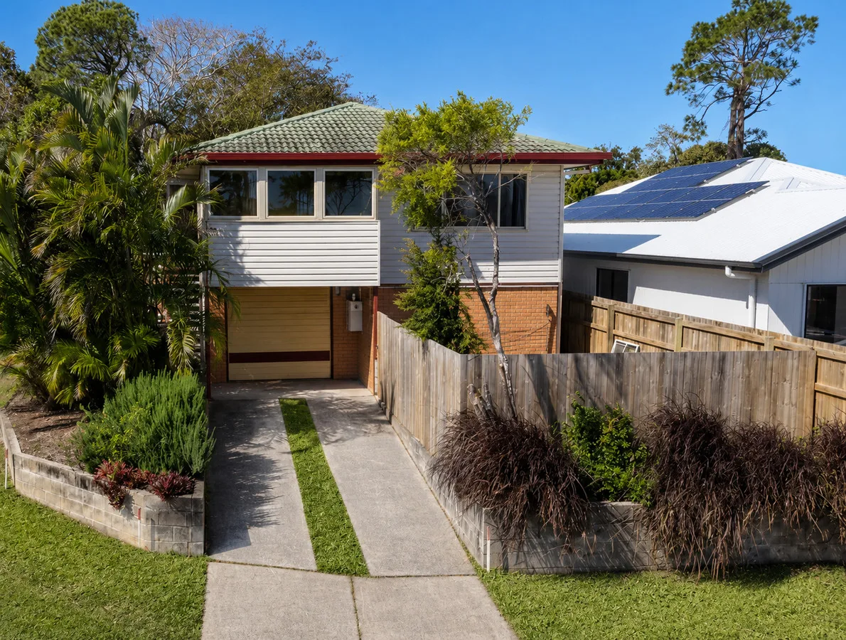 LARGE FAMILY HOME WITH POTENTIAL PLUS